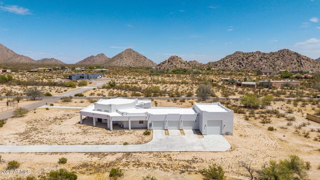11853 W CRUISER Lane, Casa Grande, AZ 85194