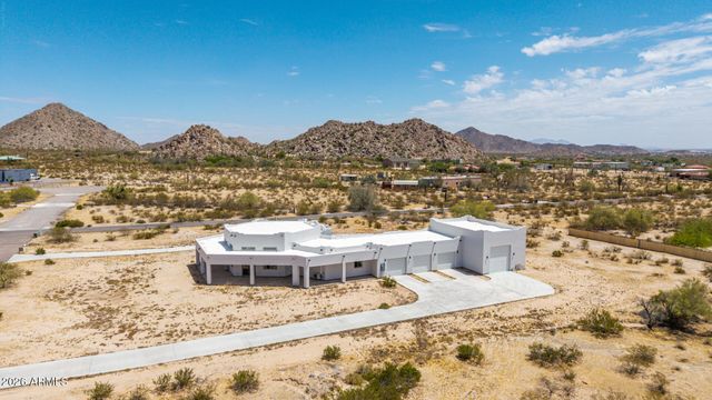 11853 W CRUISER Lane, Casa Grande, AZ 85194