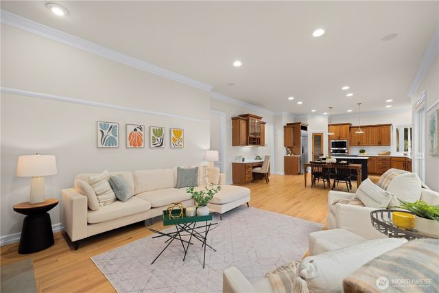 11019 NE 104TH Street, Kirkland, WA 98033