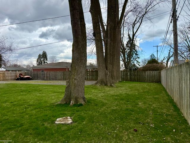 20346 Tullio Street, Clinton Township, MI 48035