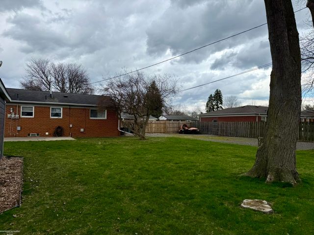 20346 Tullio Street, Clinton Township, MI 48035