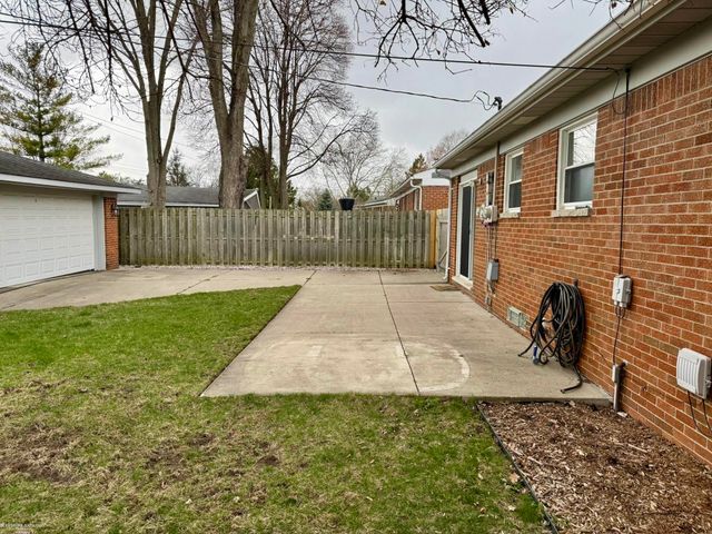 20346 Tullio Street, Clinton Township, MI 48035