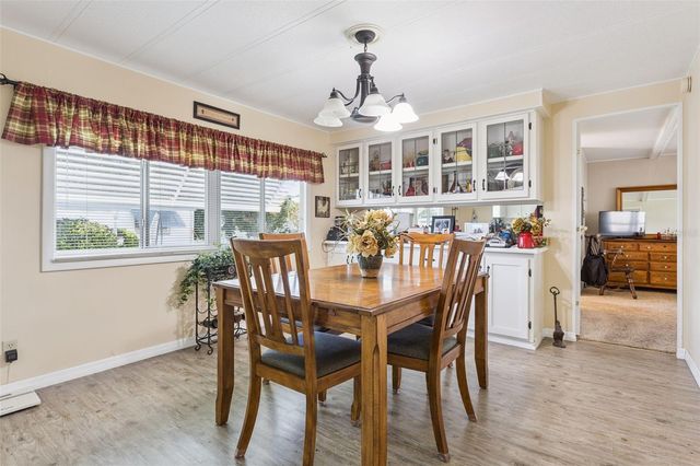 137 JACARANDA DRIVE, Leesburg, FL 34748