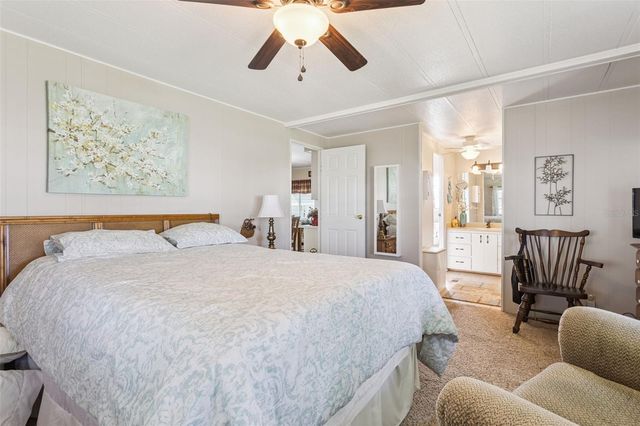 137 JACARANDA DRIVE, Leesburg, FL 34748