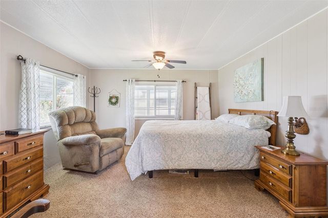137 JACARANDA DRIVE, Leesburg, FL 34748