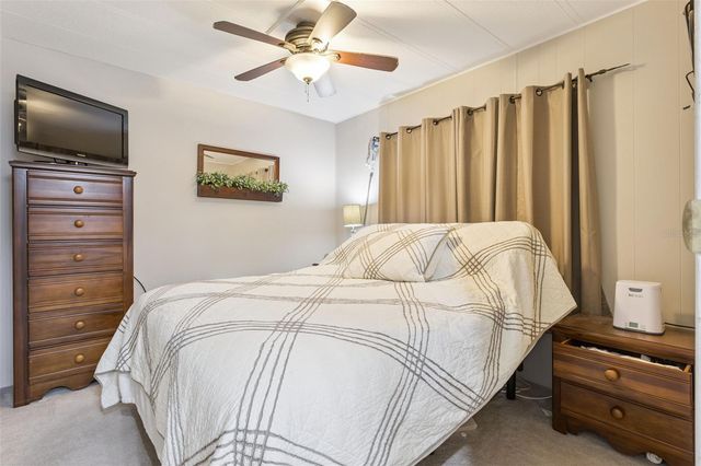 137 JACARANDA DRIVE, Leesburg, FL 34748