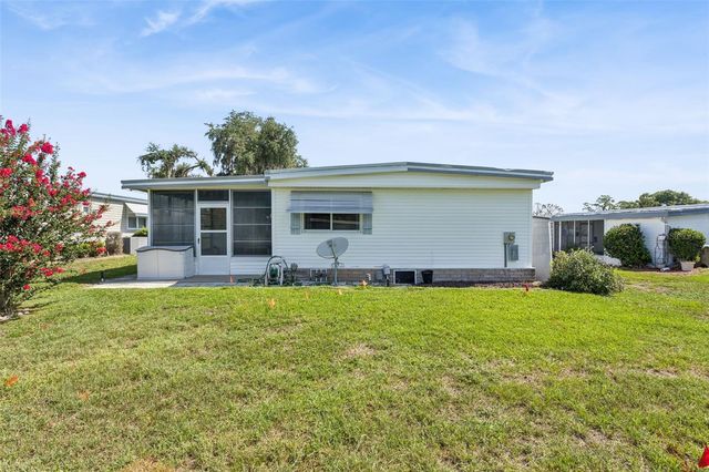 137 JACARANDA DRIVE, Leesburg, FL 34748