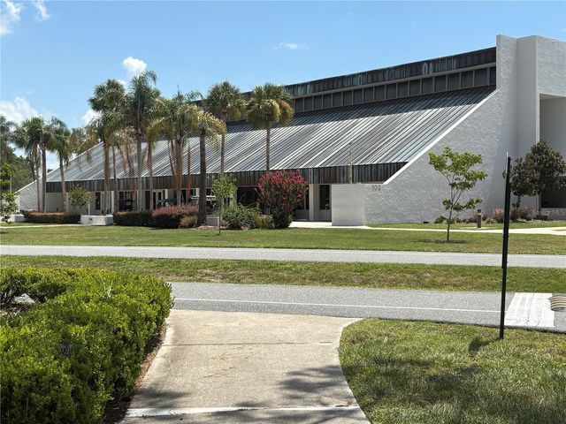 137 JACARANDA DRIVE, Leesburg, FL 34748