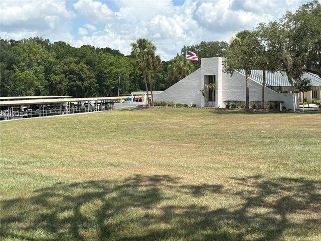 137 JACARANDA DRIVE, Leesburg, FL 34748