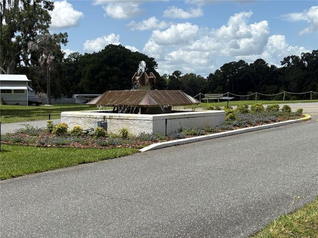137 JACARANDA DRIVE, Leesburg, FL 34748