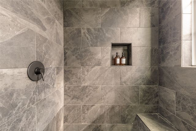 13325 Bee Street 104, Farmers Branch, TX 75234