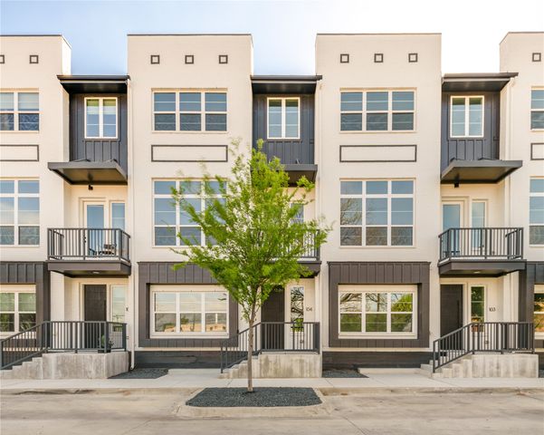 13325 Bee Street 104, Farmers Branch, TX 75234