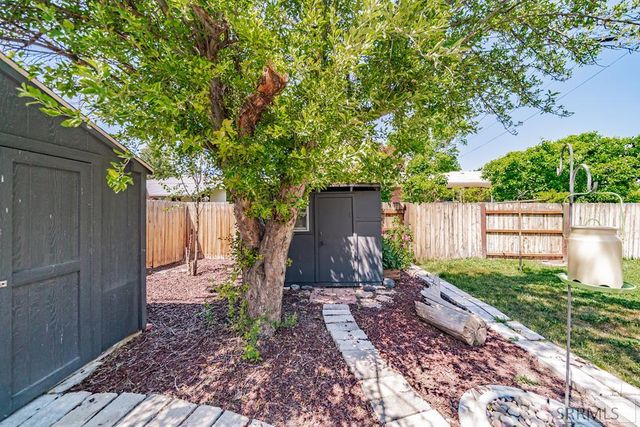395 Redwood Drive, Idaho Falls, ID 83401
