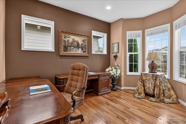 23915 NE Adiar Road, Redmond, WA 98053