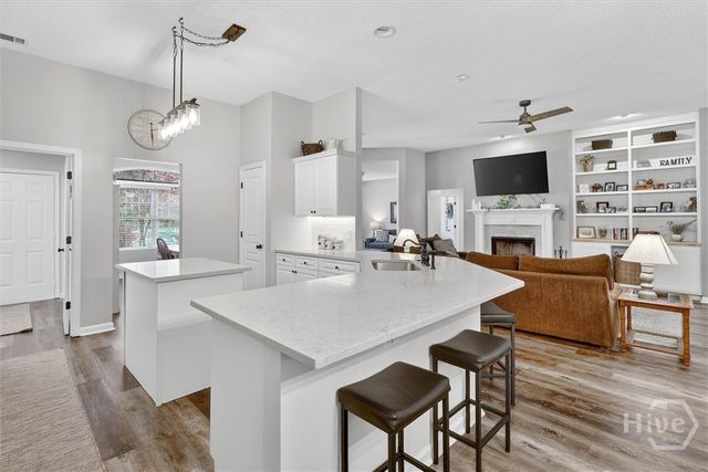 401 Laurenburg Drive, Richmond Hill, GA 31324