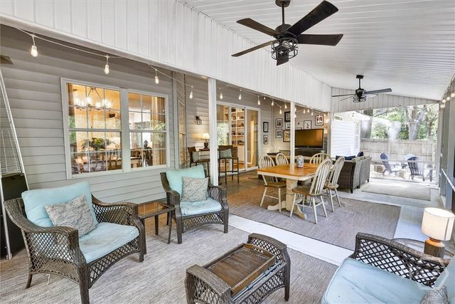 401 Laurenburg Drive, Richmond Hill, GA 31324