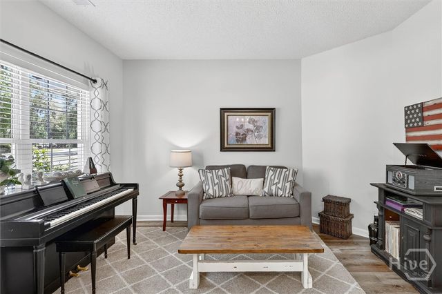 401 Laurenburg Drive, Richmond Hill, GA 31324