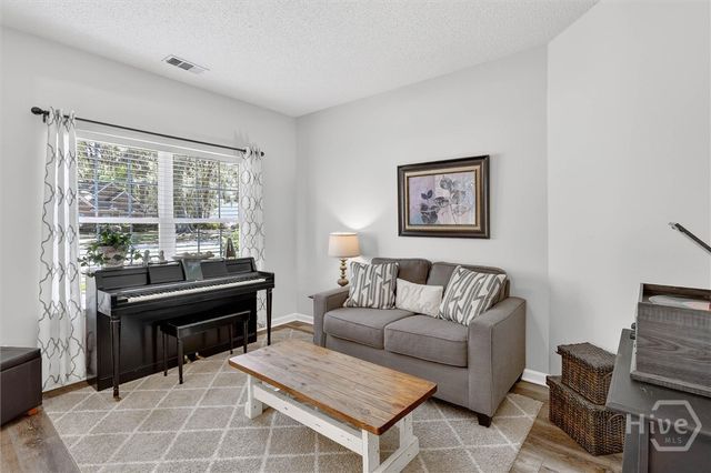 401 Laurenburg Drive, Richmond Hill, GA 31324