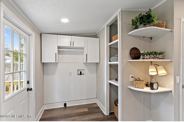 3032 SNELL Street, Jacksonville, FL 32218