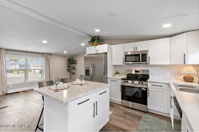 3032 SNELL Street, Jacksonville, FL 32218