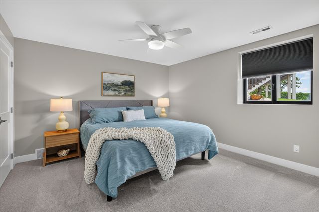 4815 Castle Point, Panora, IA 50216