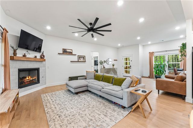 3 Yardley Circle, Bella Vista, AR 72714