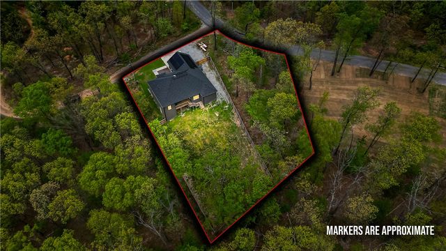 3 Yardley Circle, Bella Vista, AR 72714