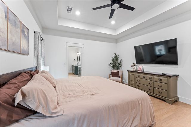 3 Yardley Circle, Bella Vista, AR 72714