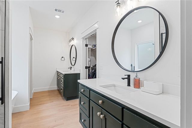 3 Yardley Circle, Bella Vista, AR 72714