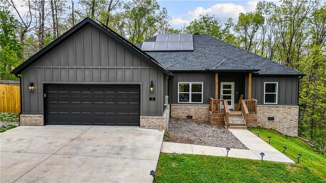 3 Yardley Circle, Bella Vista, AR 72714