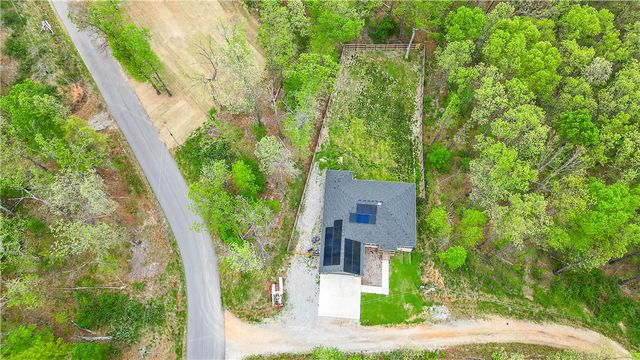 3 Yardley Circle, Bella Vista, AR 72714