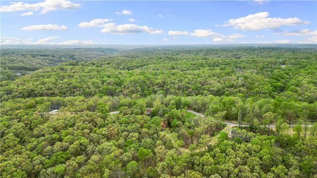 3 Yardley Circle, Bella Vista, AR 72714