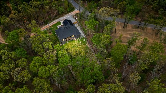 3 Yardley Circle, Bella Vista, AR 72714
