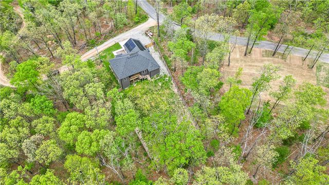 3 Yardley Circle, Bella Vista, AR 72714