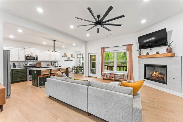 3 Yardley Circle, Bella Vista, AR 72714