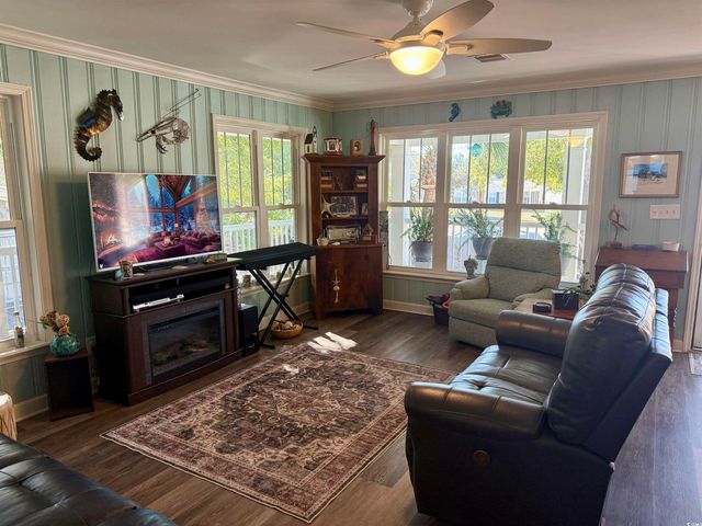 512 16th Ave. N, Surfside Beach, SC 29575