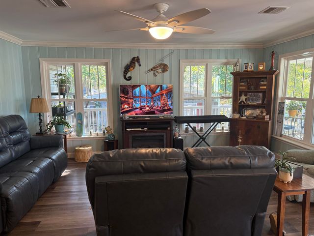 512 16th Ave. N, Surfside Beach, SC 29575