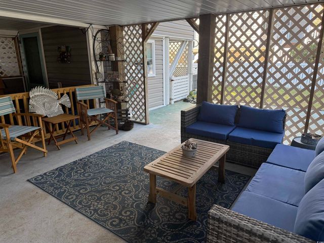 512 16th Ave. N, Surfside Beach, SC 29575