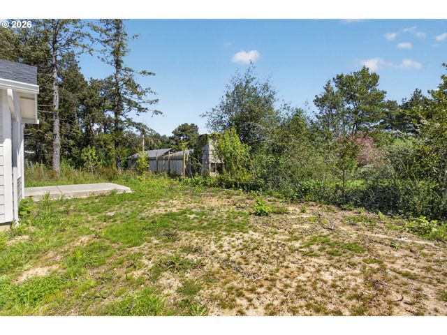 35233 Bayside Gardens Rd, Nehalem, OR 97131