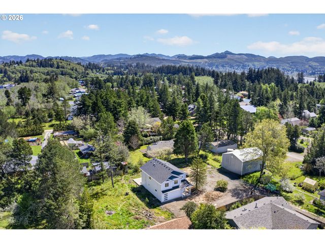 35233 Bayside Gardens Rd, Nehalem, OR 97131