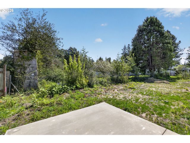 35233 Bayside Gardens Rd, Nehalem, OR 97131