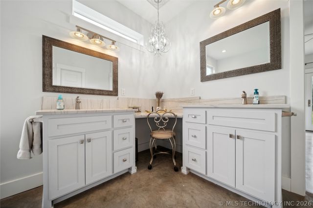 9433 S 282nd East Avenue, Broken Arrow, OK 74014