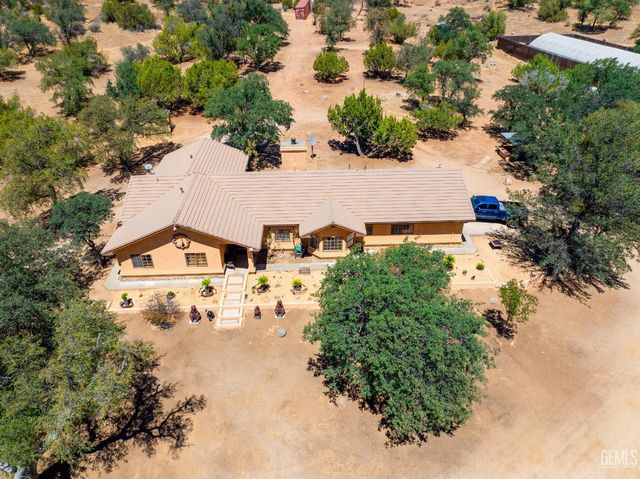 19211 Walker Basin Road, Caliente, CA 93518