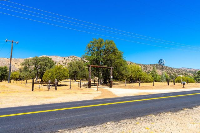 19211 Walker Basin Road, Caliente, CA 93518