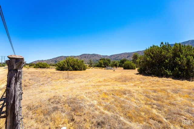 19211 Walker Basin Road, Caliente, CA 93518