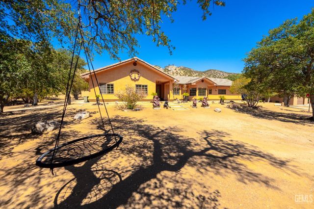 19211 Walker Basin Road, Caliente, CA 93518