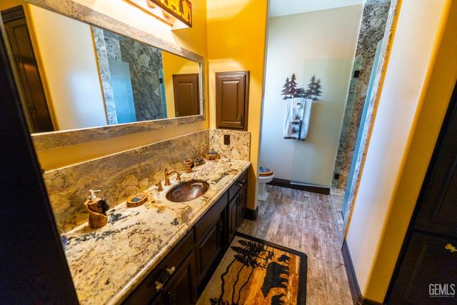 19211 Walker Basin Road, Caliente, CA 93518