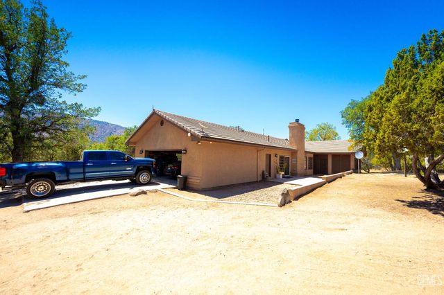 19211 Walker Basin Road, Caliente, CA 93518