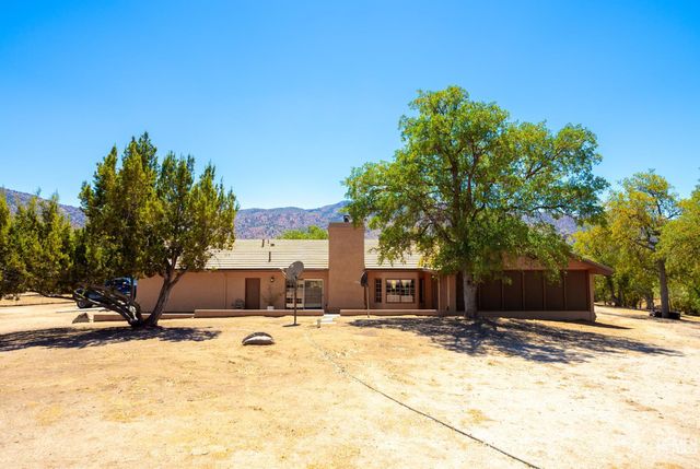 19211 Walker Basin Road, Caliente, CA 93518