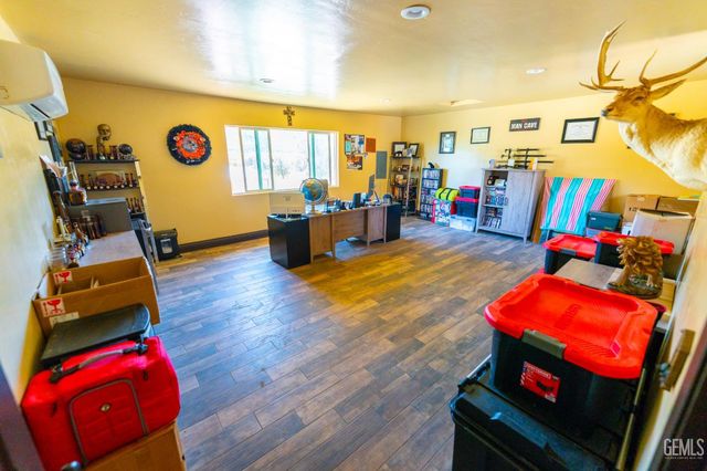 19211 Walker Basin Road, Caliente, CA 93518